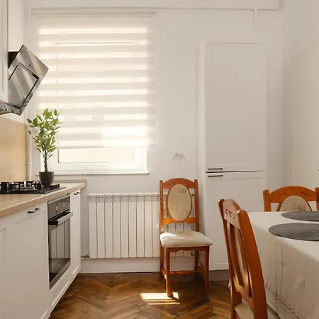 Apartment Castle Street Nest Brasov