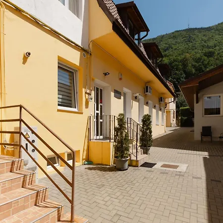Castle Street Nest * Brasov